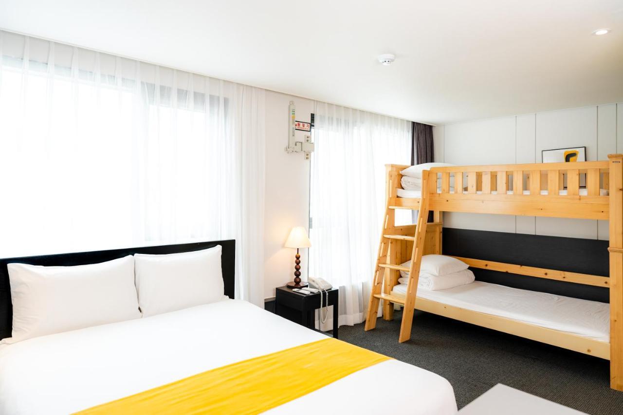 Seogwipo Hills Hotel Екстериор снимка