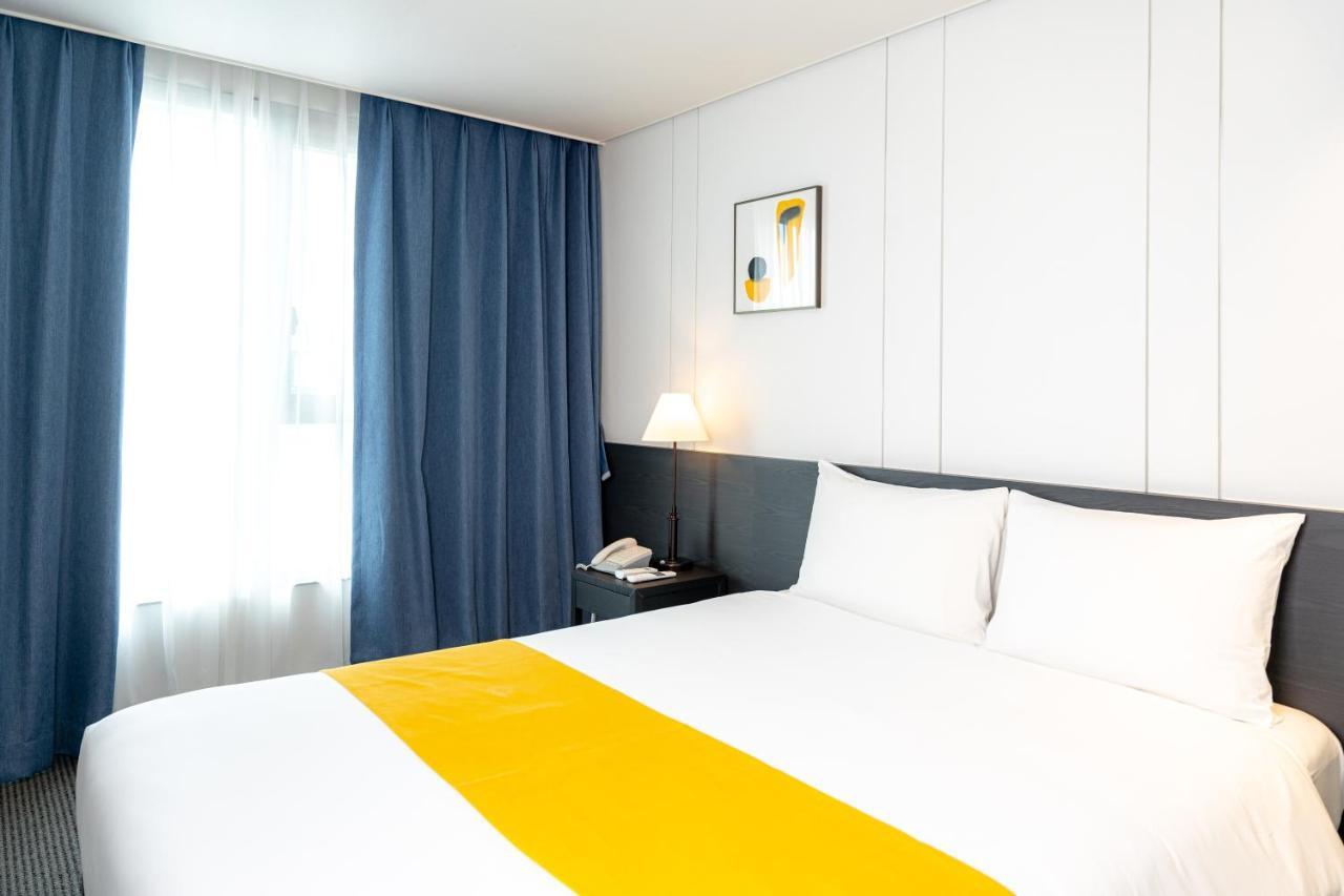 Seogwipo Hills Hotel Екстериор снимка