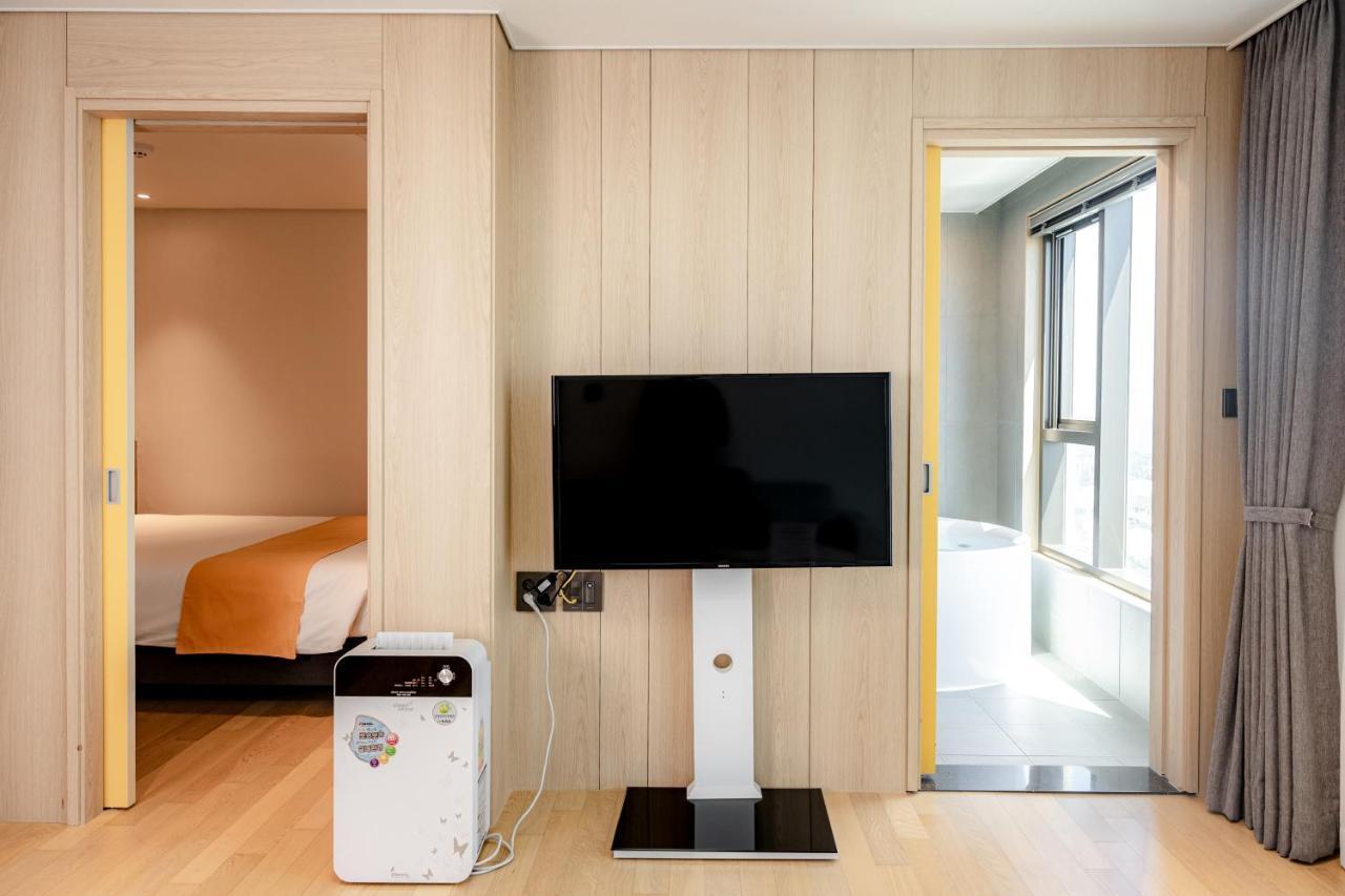 Seogwipo Hills Hotel Екстериор снимка